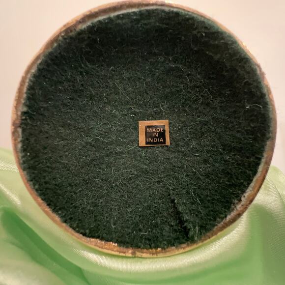 Vintage Hammered Brass Vase 9" Made in India Boho Home Decor Retro Flower‎ Vase - Picture 5 of 5